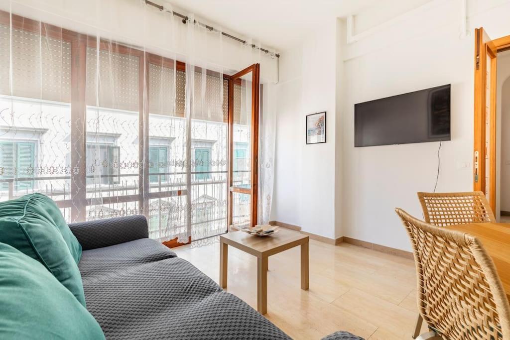 Casa Etruschi - Appartamento Con Posto Auto ليفورنو المظهر الخارجي الصورة